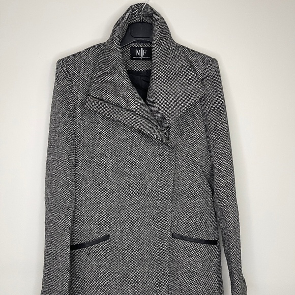 Tweed Jacket - Picture 1 of 3